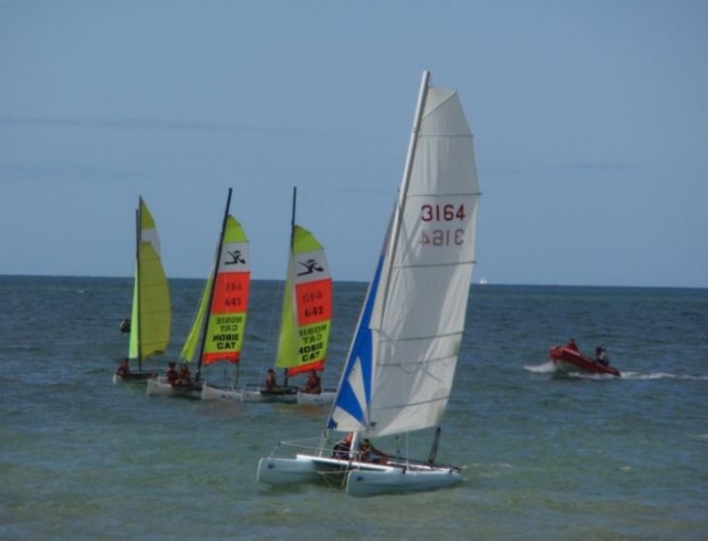  Renta de barco de recreo en Calvados 